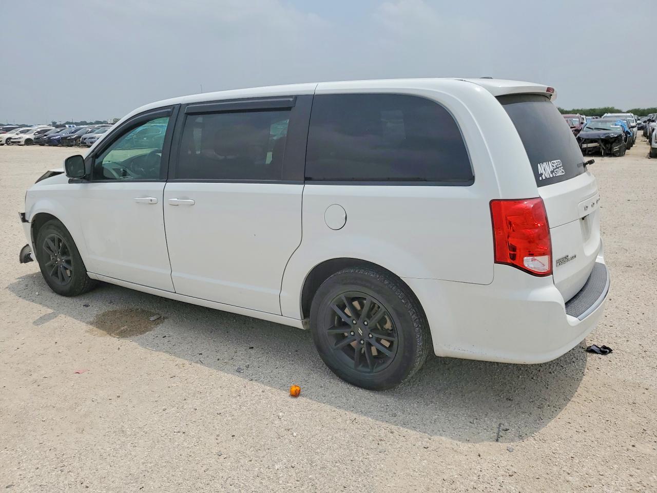 2019 DODGE GRAND CARAVAN GT — снимка 2