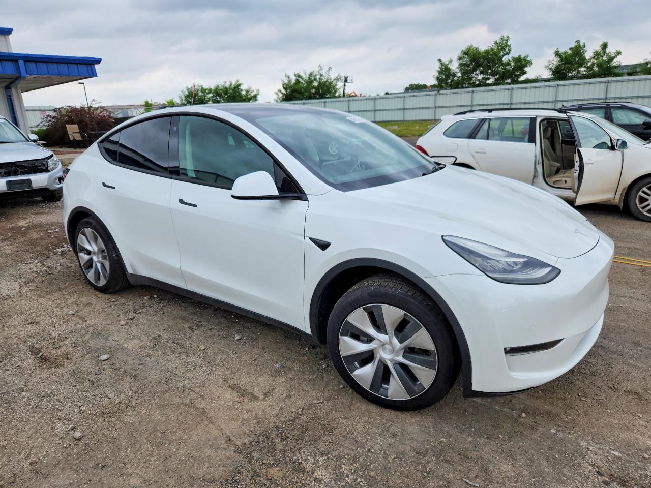 2021 TESLA MODEL Y — снимка 4