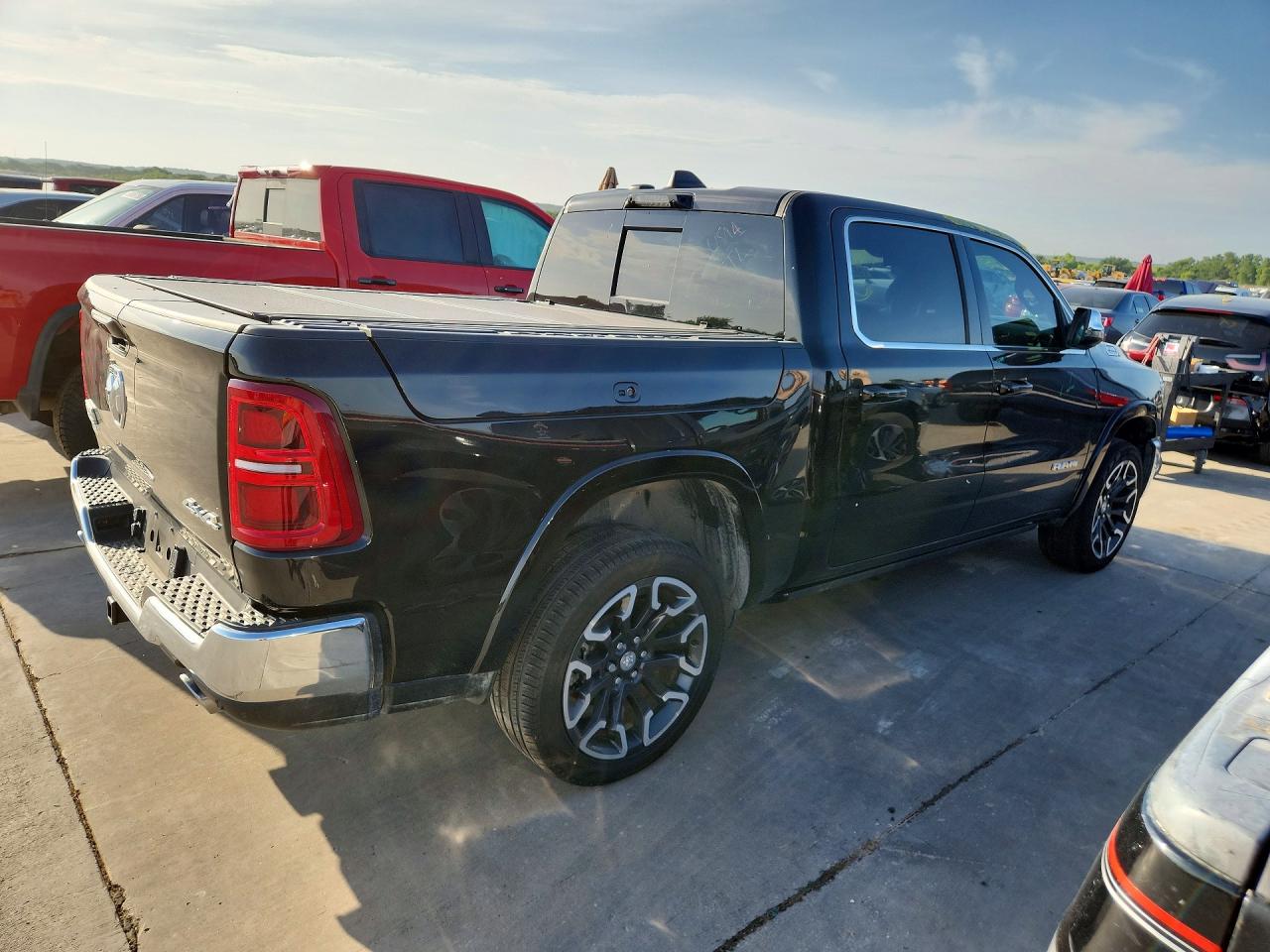 2025 RAM 1500 LIMITED — снимка 3