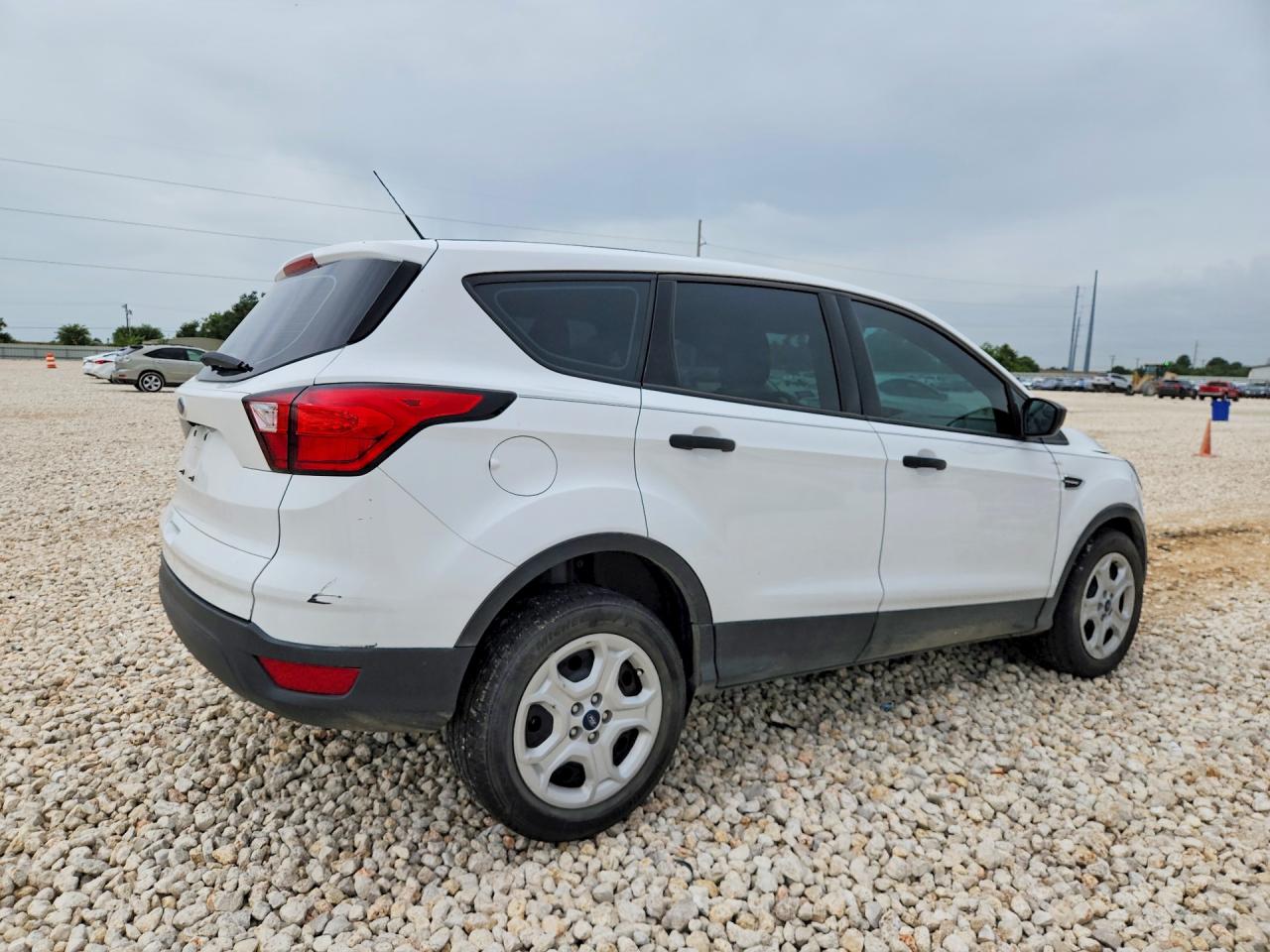 2019 FORD ESCAPE S — снимка 3