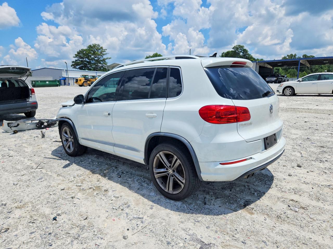2017 VOLKSWAGEN TIGUAN SPORT — снимка 2