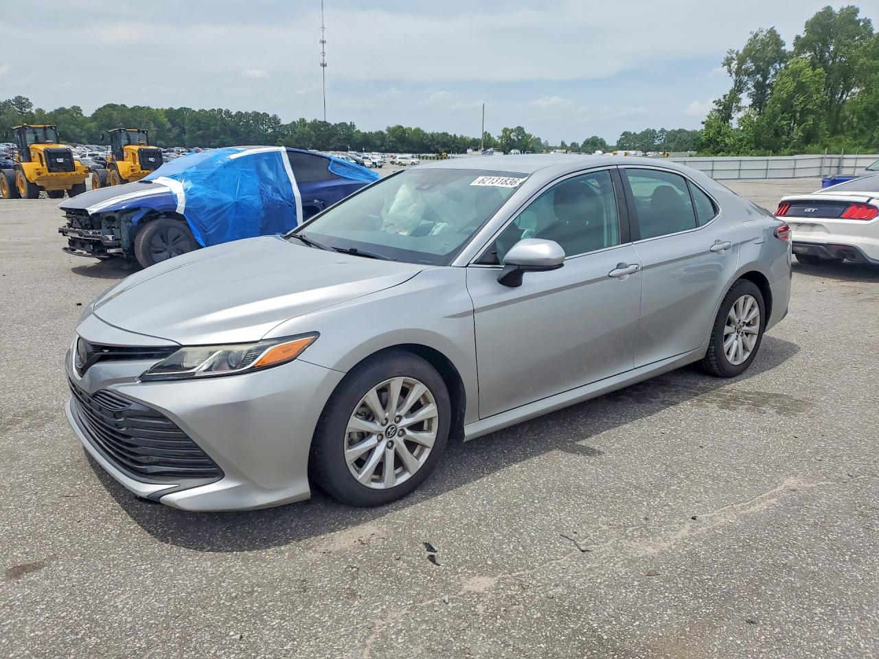 2019 TOYOTA CAMRY LE