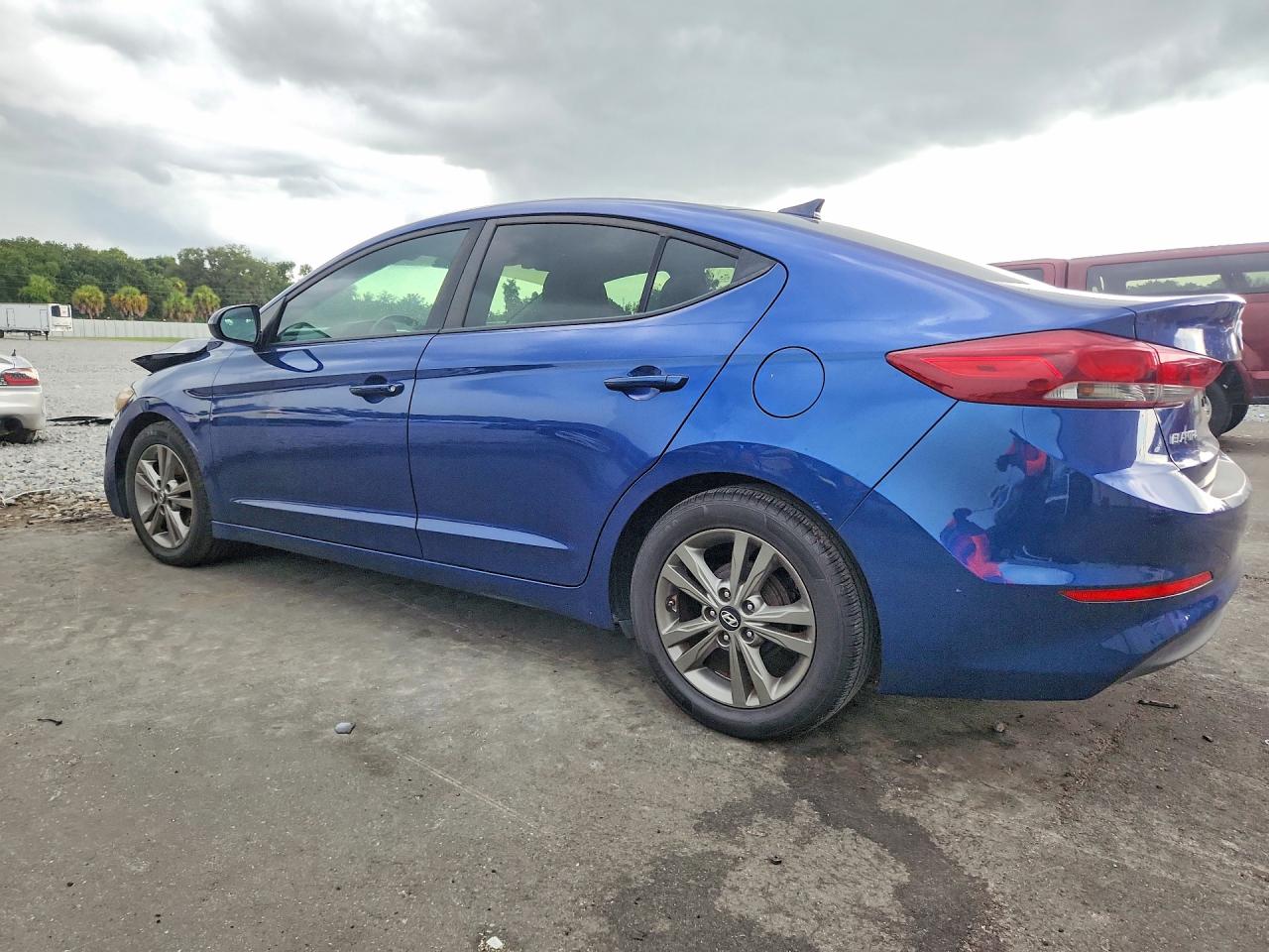 2017 HYUNDAI ELANTRA SE — снимка 2