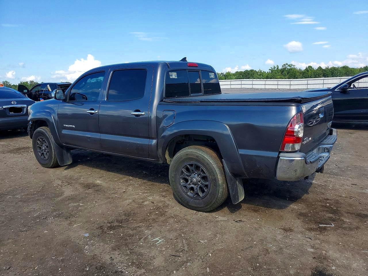 2015 TOYOTA TACOMA DOUBLE CAB PRERUNNER — снимка 2