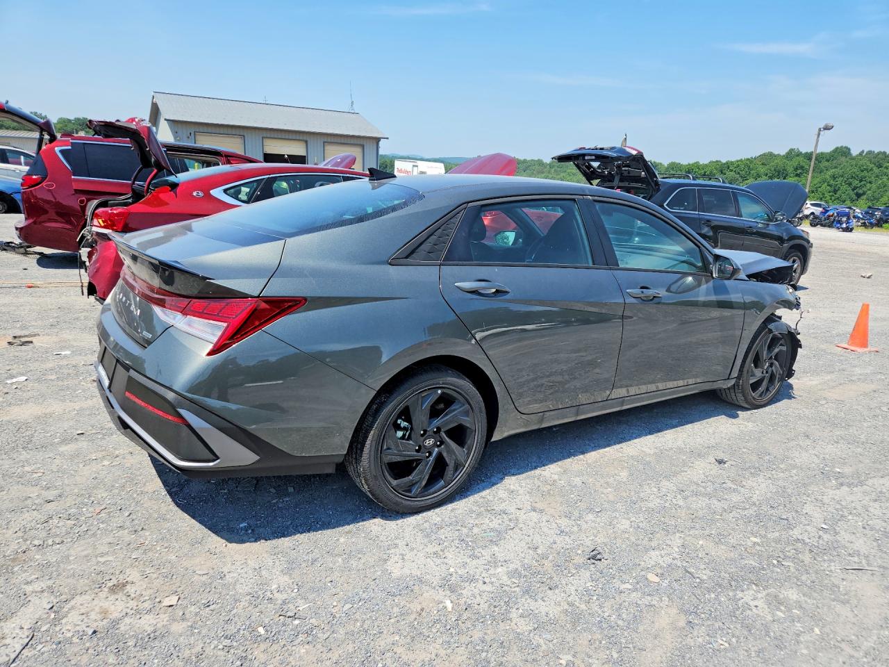 2026 HYUNDAI ELANTRA HYBRID SEL SPORT — снимка 3