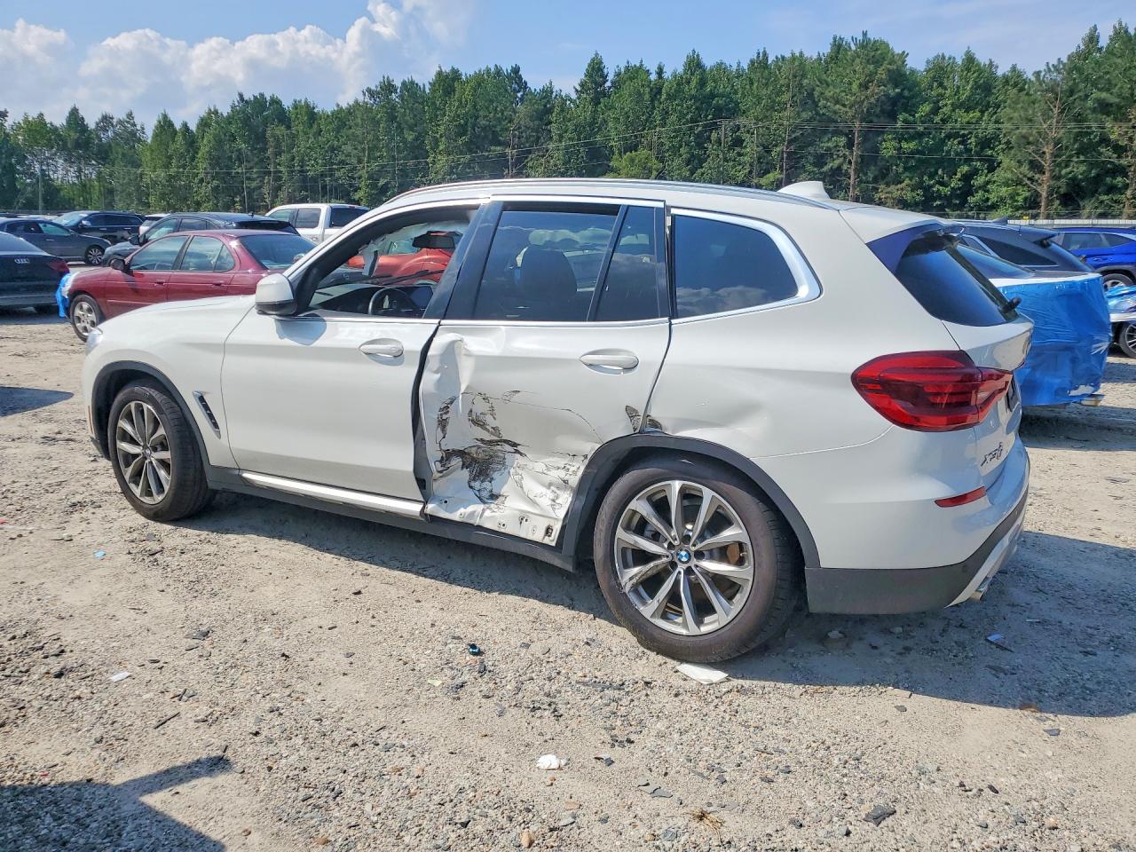 2019 BMW X3 XDRIVE30I — снимка 2