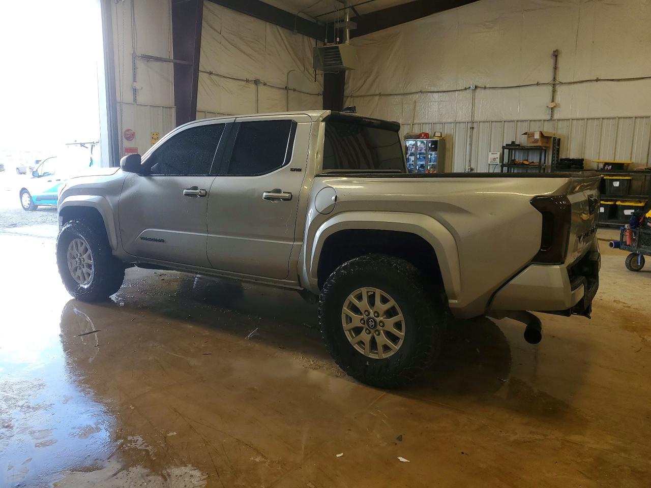 2025 TOYOTA TACOMA SR5 — снимка 2
