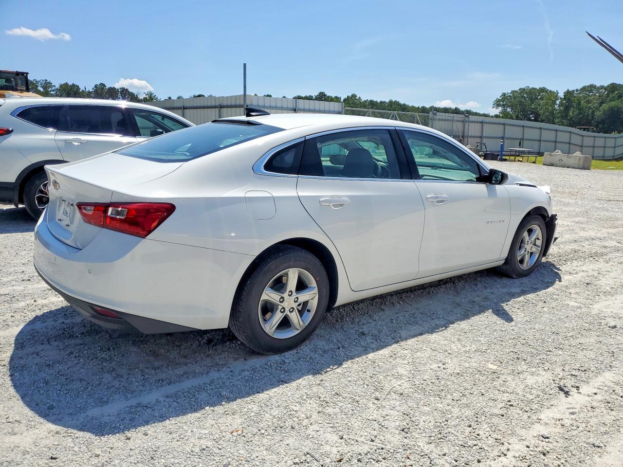 2024 CHEVROLET MALIBU LS — снимка 3