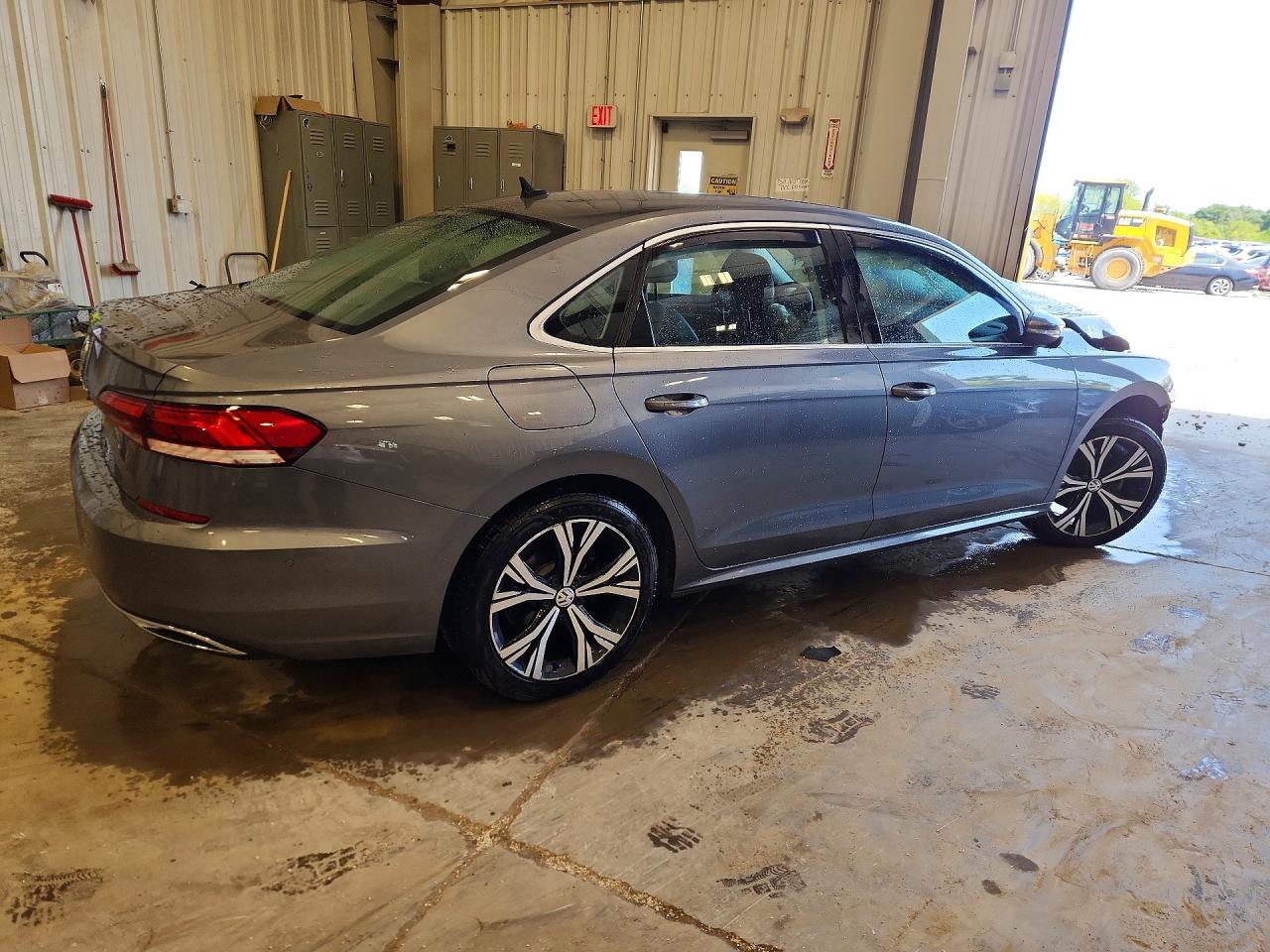 2020 VOLKSWAGEN PASSAT SEL — снимка 3
