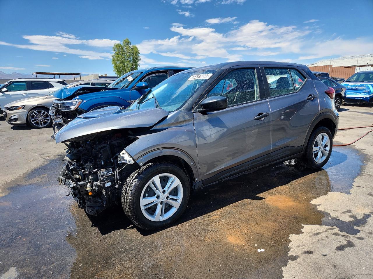 2024 NISSAN KICKS S