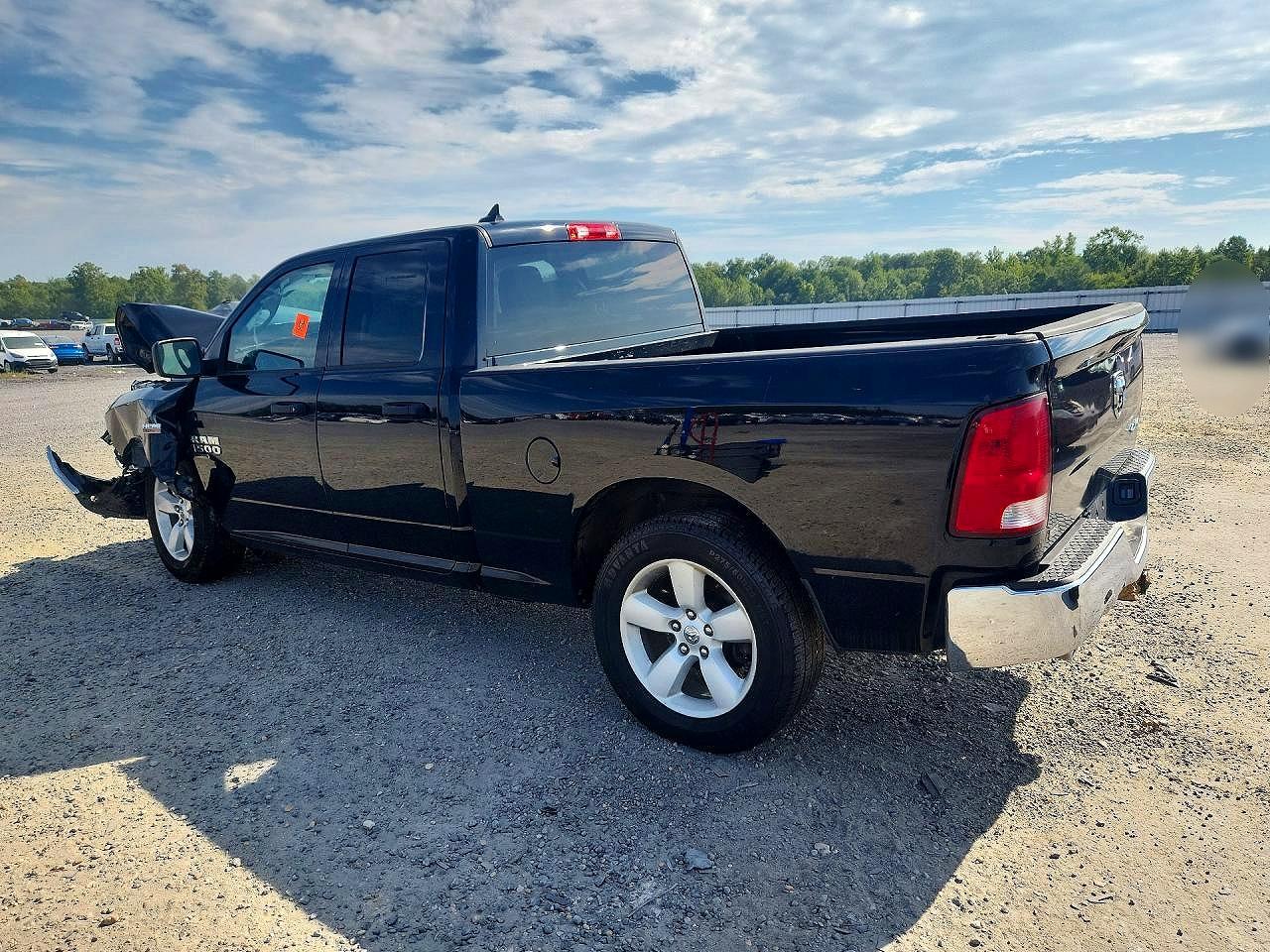 2024 RAM 1500 CLASSIC TRADESMAN — снимка 2