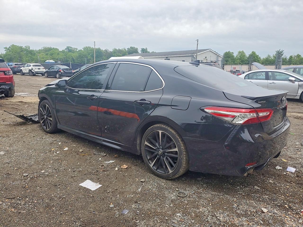 2020 TOYOTA CAMRY XSE — снимка 2