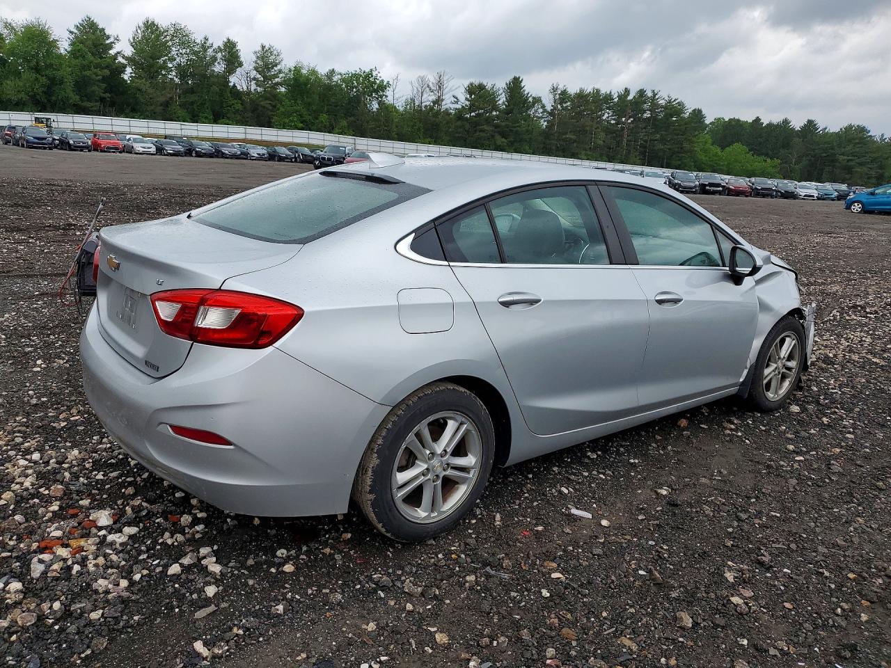 2017 CHEVROLET CRUZE LT — снимка 3