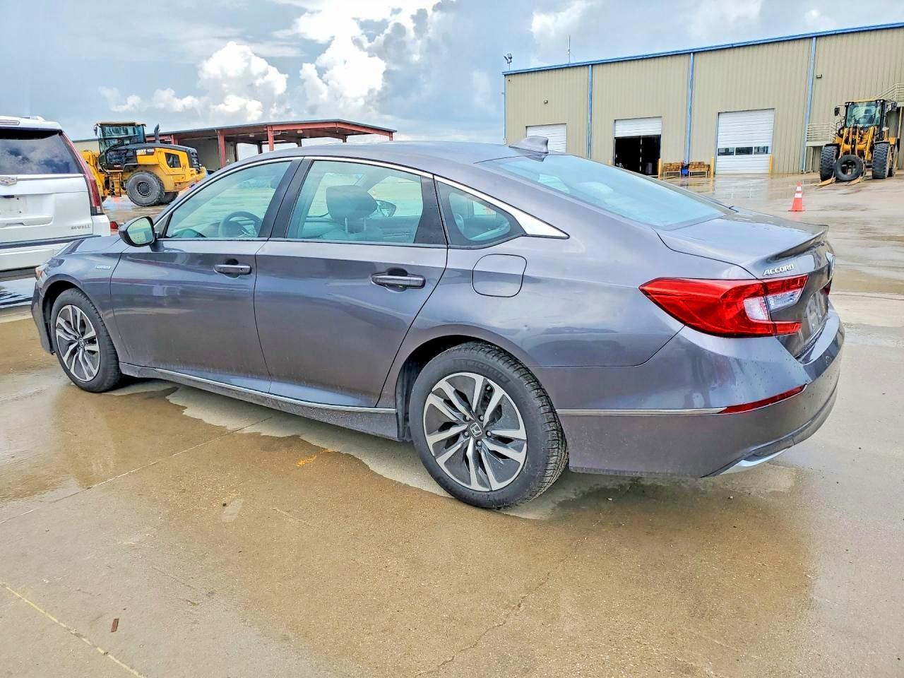 2020 HONDA ACCORD HYBRID EX — снимка 2