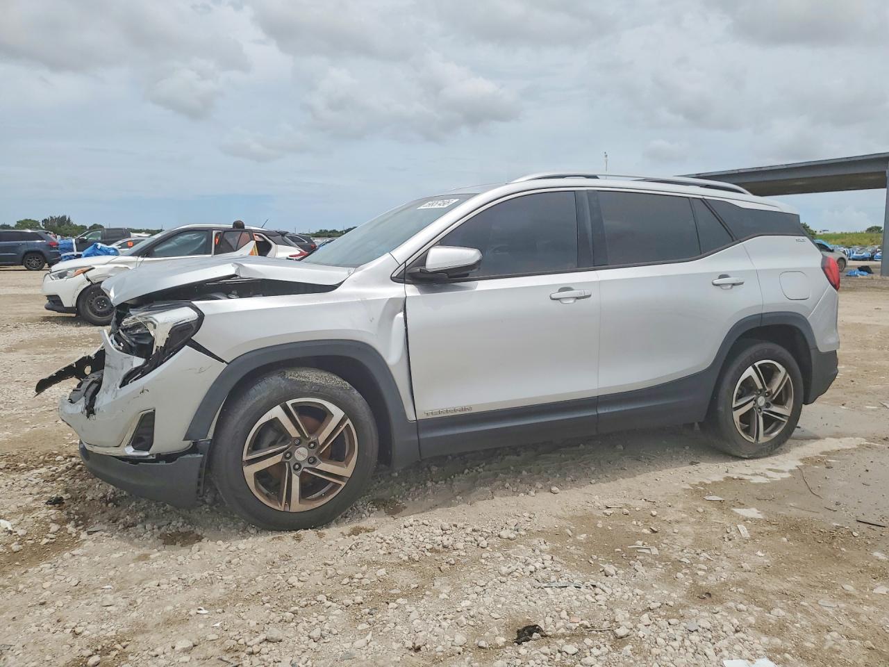 2019 GMC TERRAIN SLT