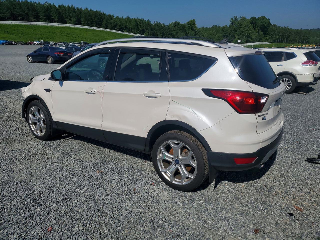 2019 FORD ESCAPE TITANIUM — снимка 2