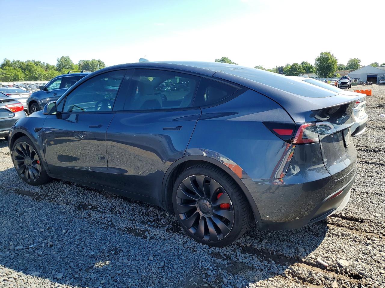 2022 TESLA MODEL Y — снимка 2
