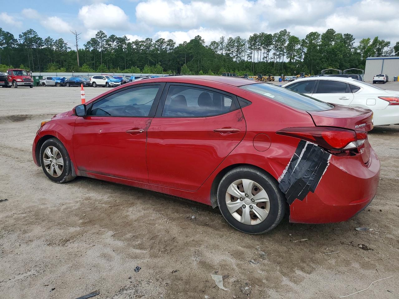 2016 HYUNDAI ELANTRA SE — снимка 2