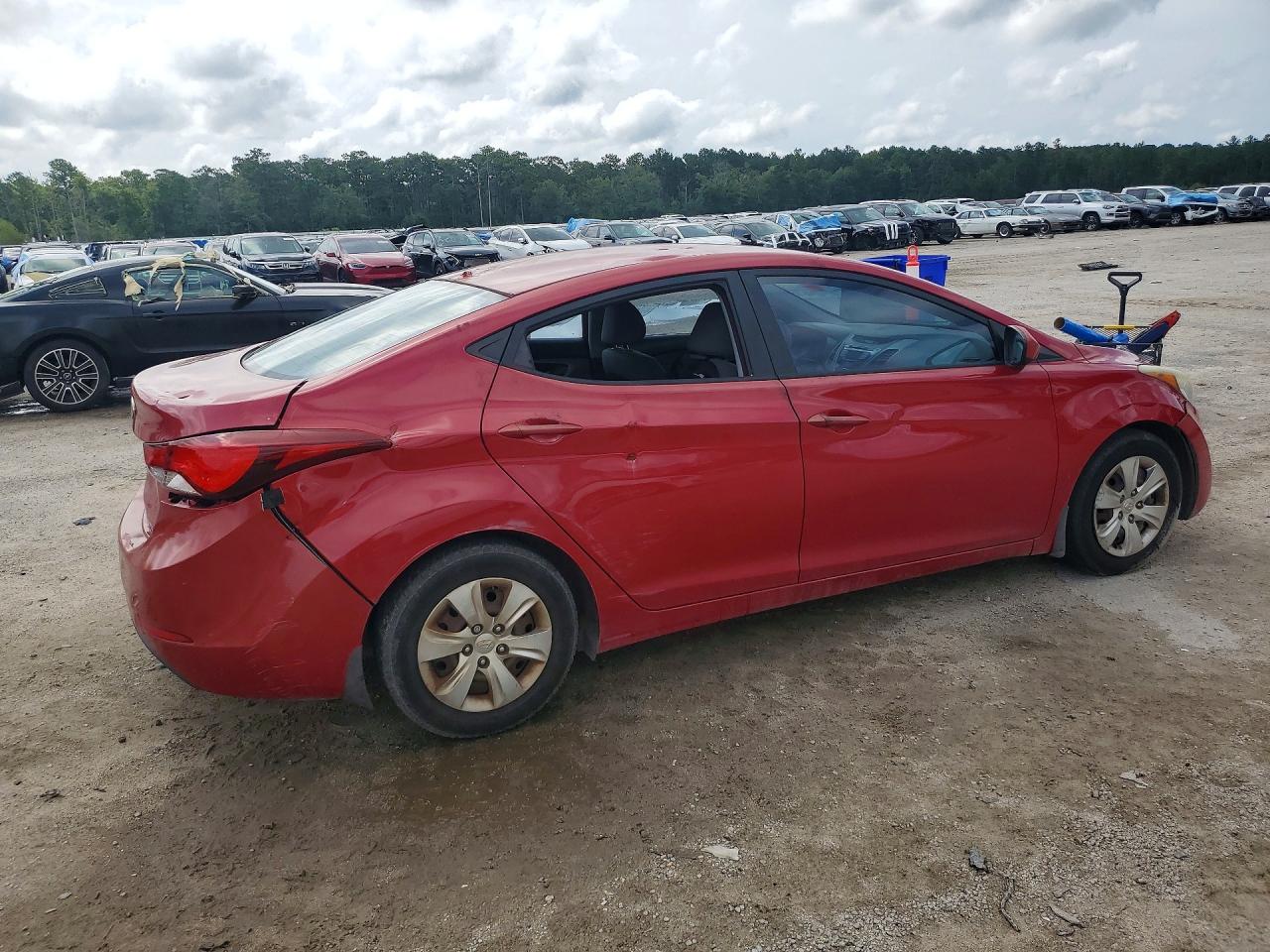 2016 HYUNDAI ELANTRA SE — снимка 3