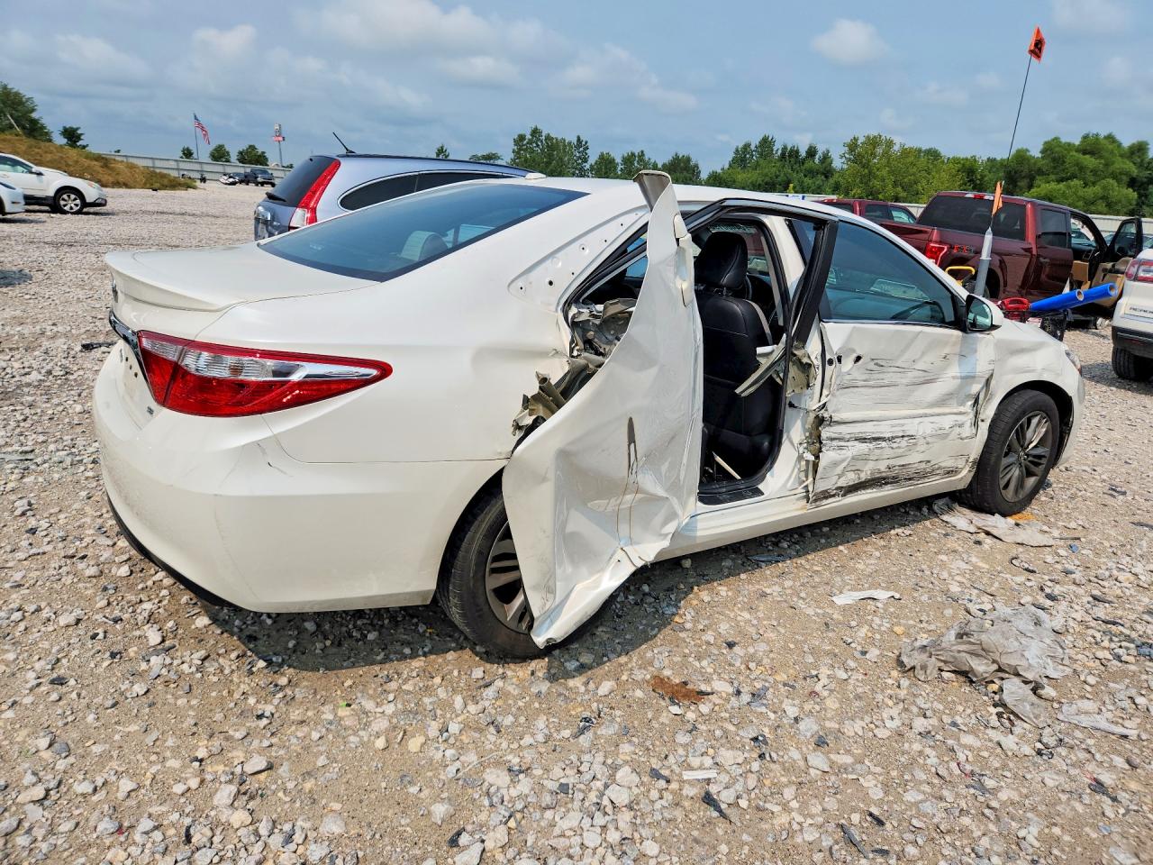 2017 TOYOTA CAMRY SE — снимка 3