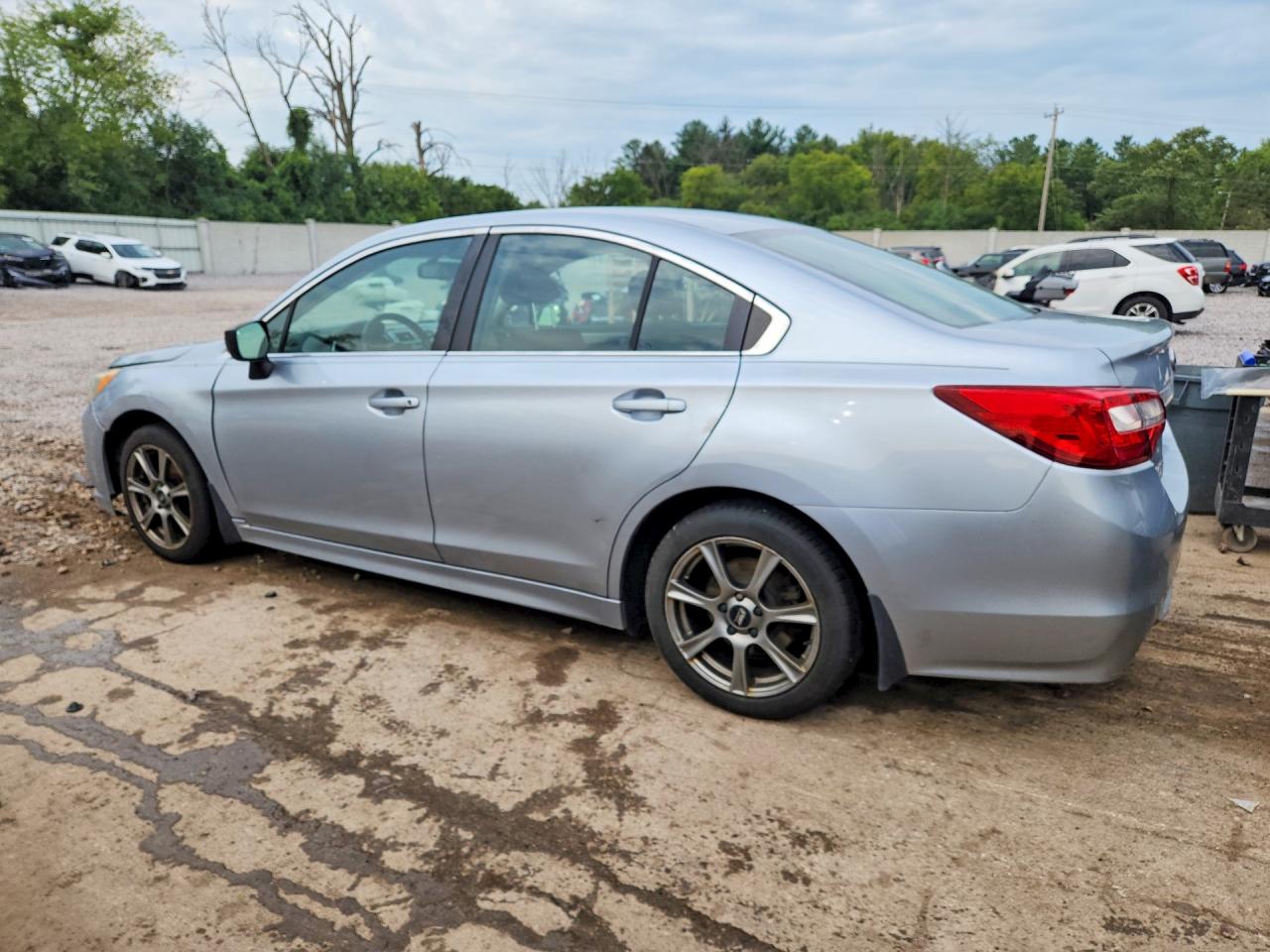 2016 SUBARU LEGACY 2.5I — снимка 2