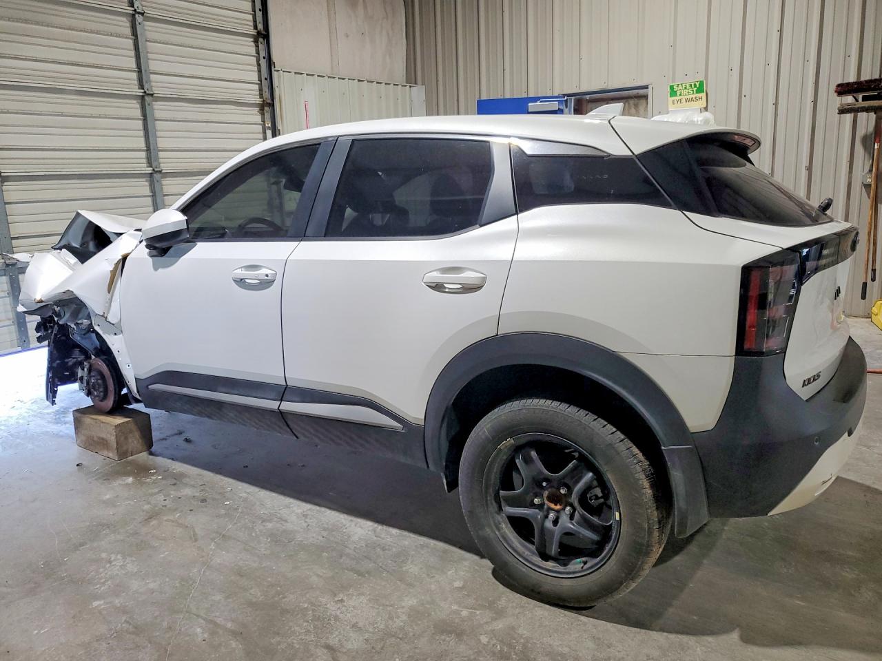 2025 NISSAN KICKS SV — снимка 2