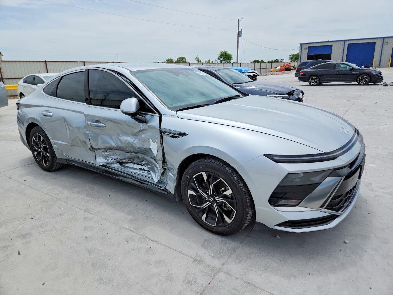 2025 HYUNDAI SONATA SEL — снимка 4