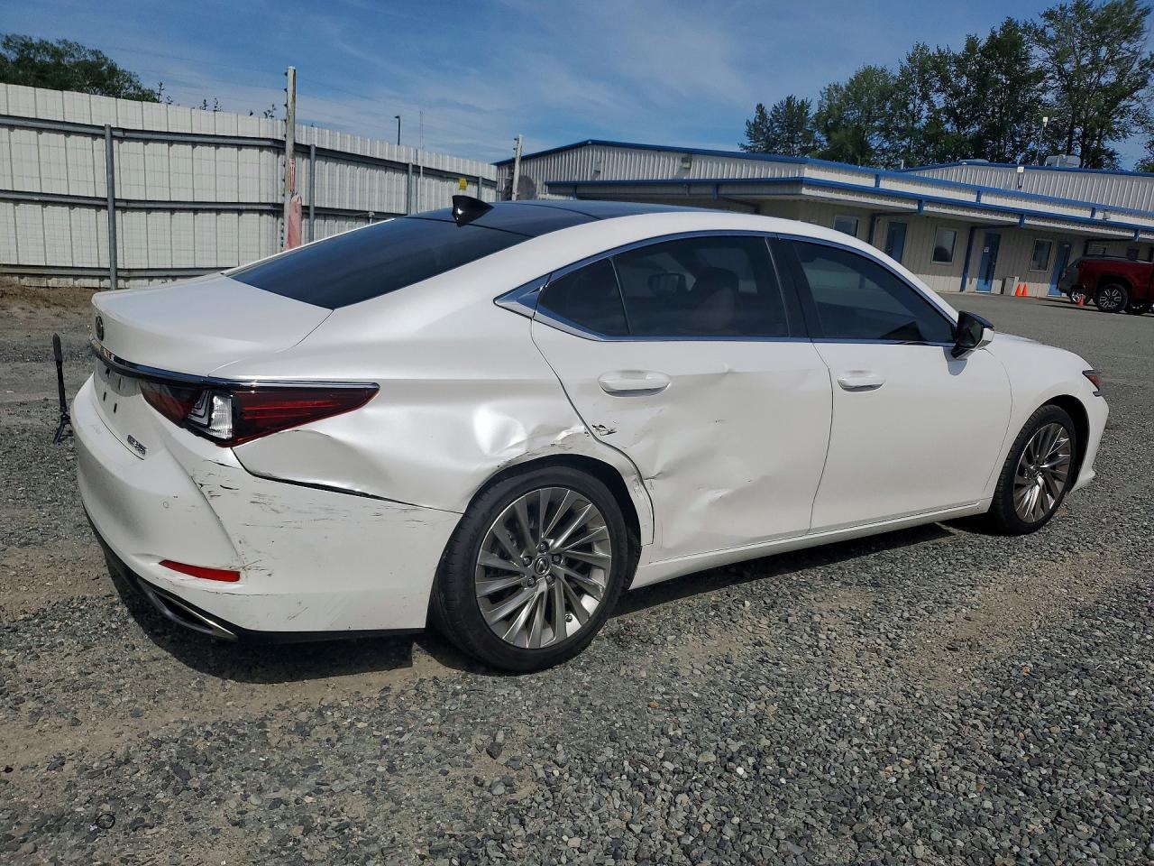2019 LEXUS ES 350 — снимка 3