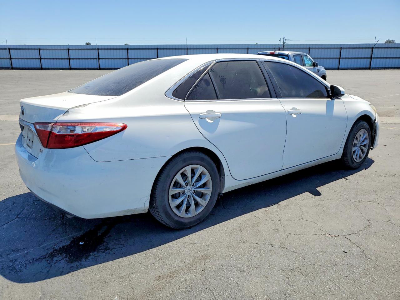 2016 TOYOTA CAMRY LE — снимка 3