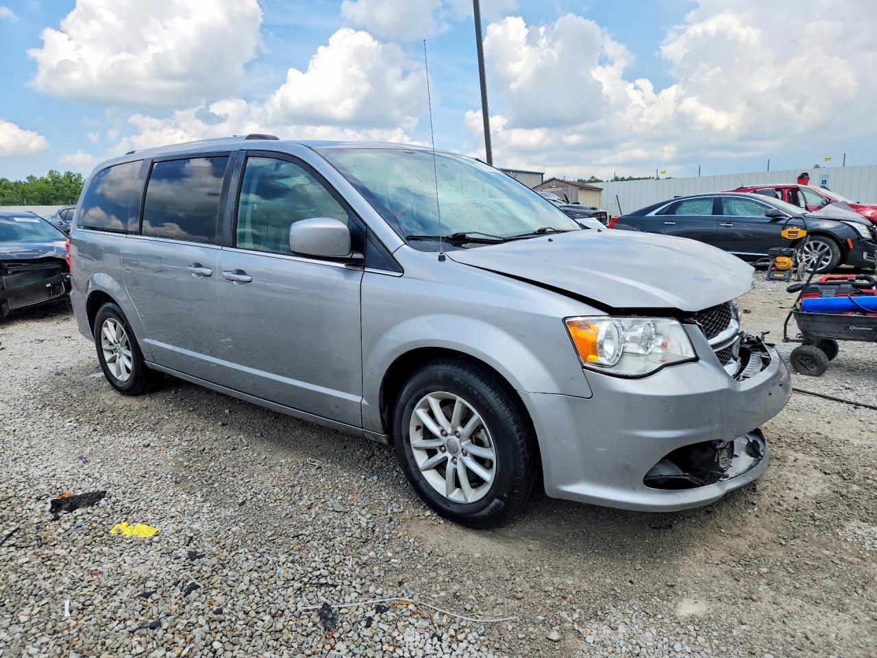 2018 DODGE GRAND CARAVAN SXT — снимка 4