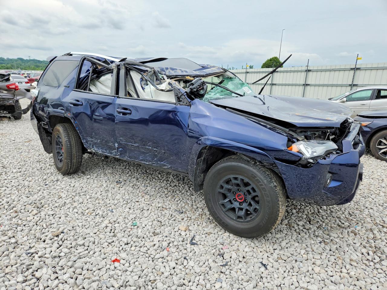 2022 TOYOTA 4RUNNER SR5 PREMIUM — снимка 4