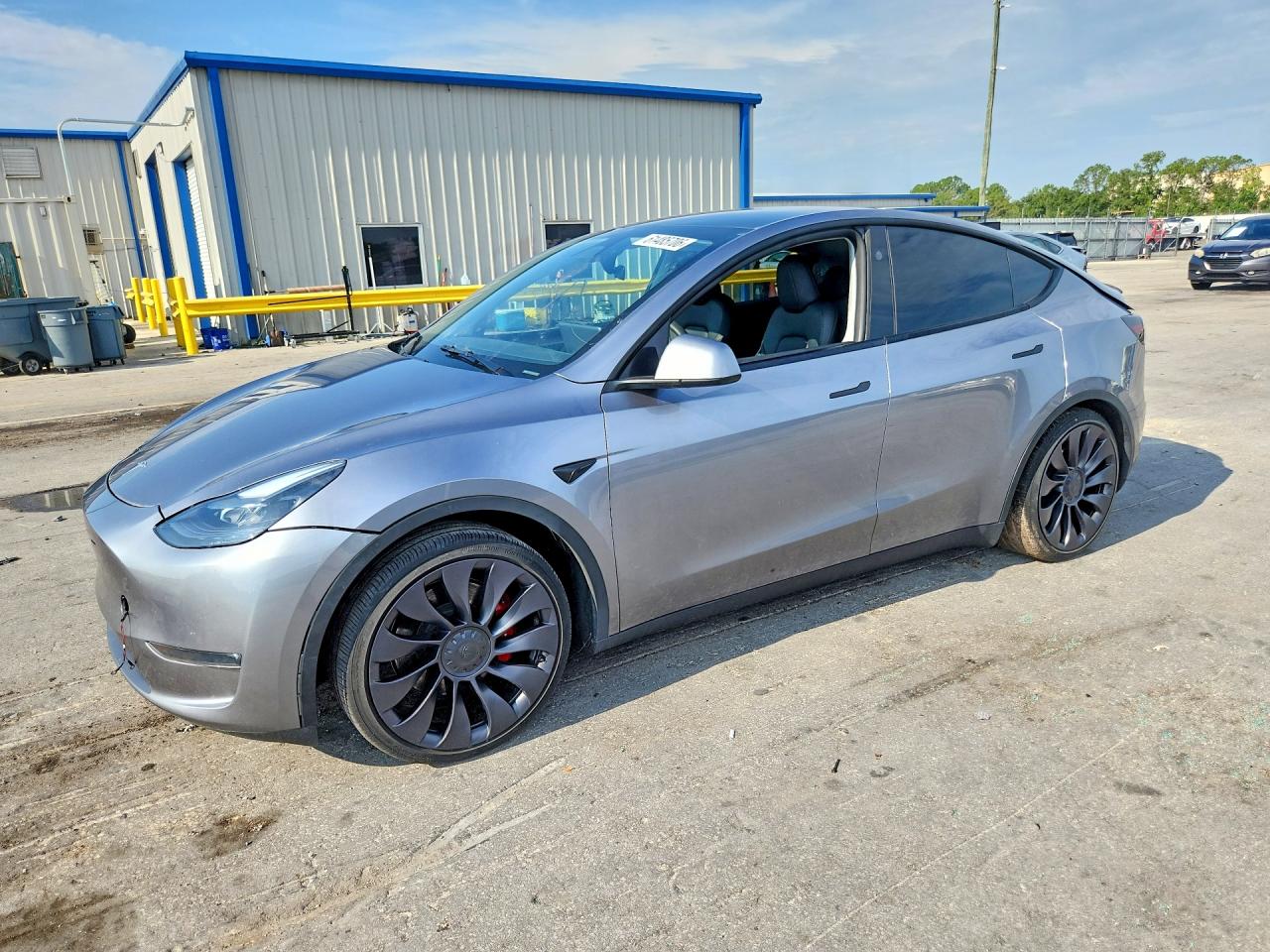 2024 TESLA MODEL Y