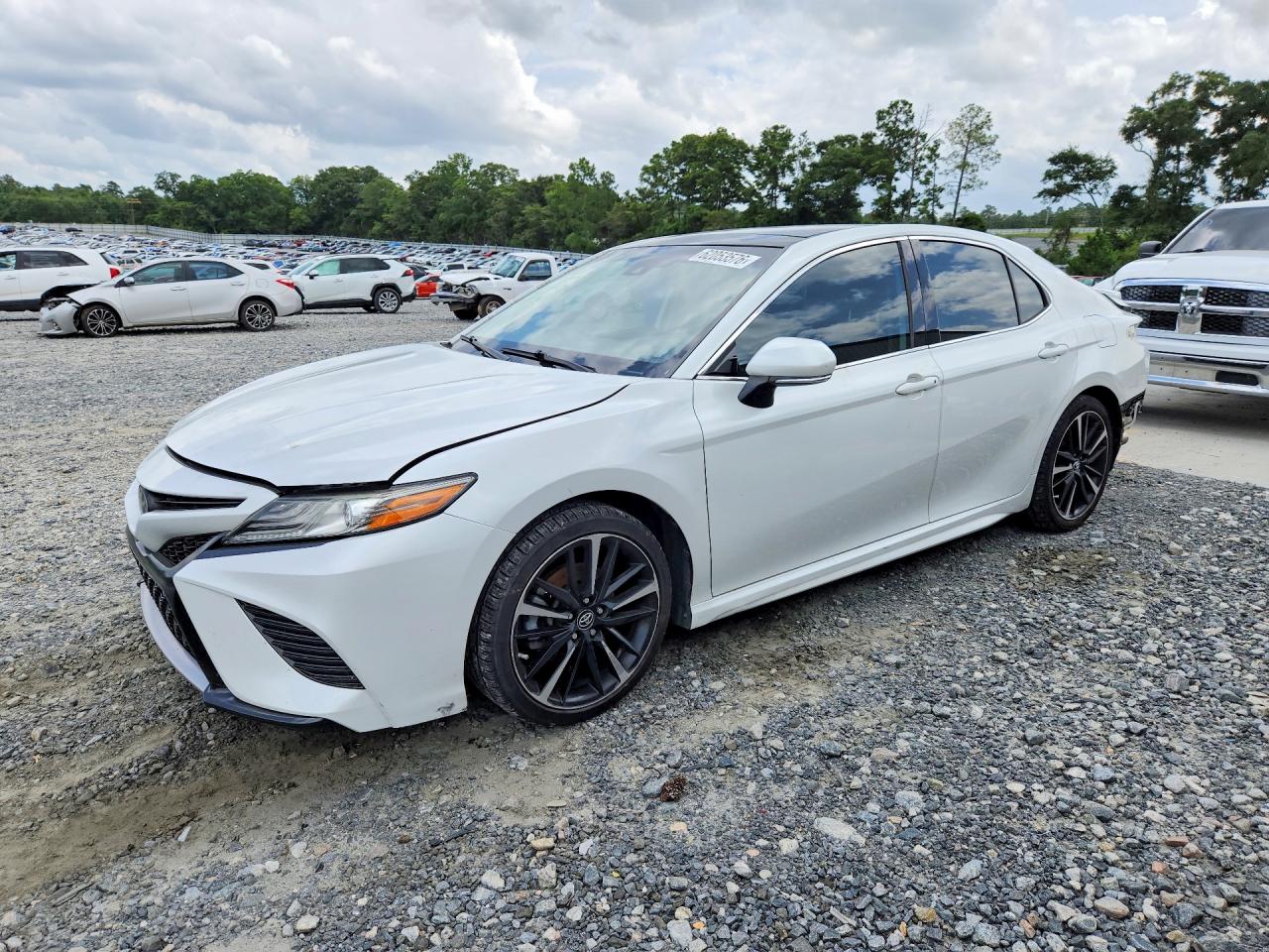2019 TOYOTA CAMRY XSE