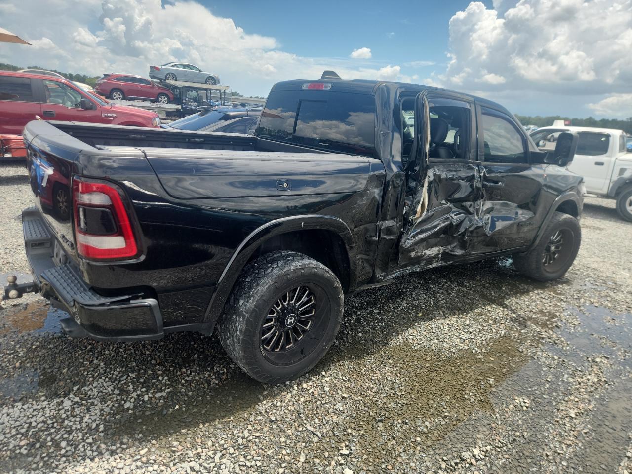 2020 RAM 1500 LIMITED — снимка 3