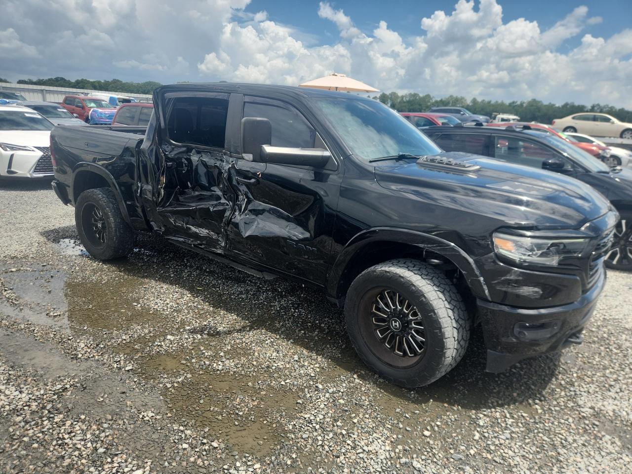 2020 RAM 1500 LIMITED — снимка 4