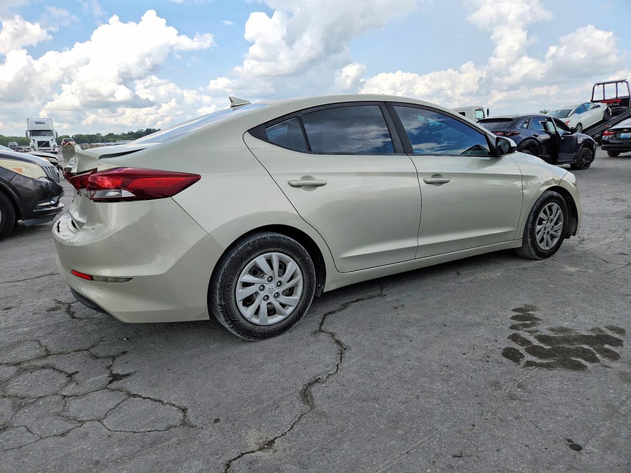 2017 HYUNDAI ELANTRA SE — снимка 3