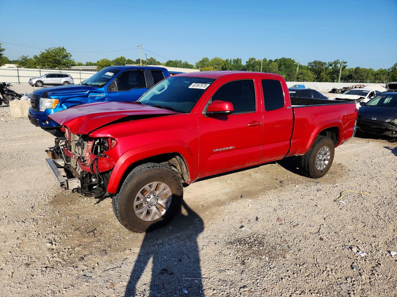 2016 TOYOTA TACOMA SR5