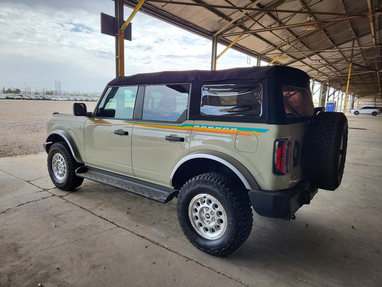 2026 FORD BRONCO OUTER BANKS — снимка 2