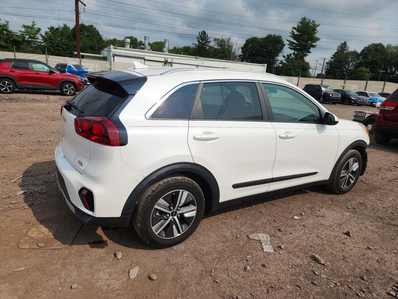 2022 KIA NIRO LXS — снимка 3