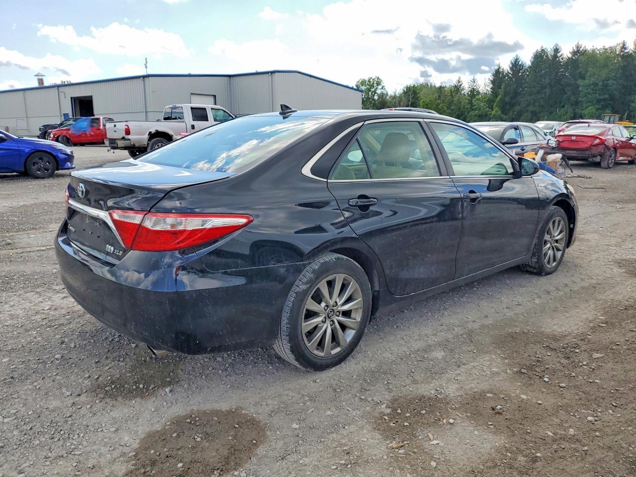 2017 TOYOTA CAMRY HYBRID XLE — снимка 3