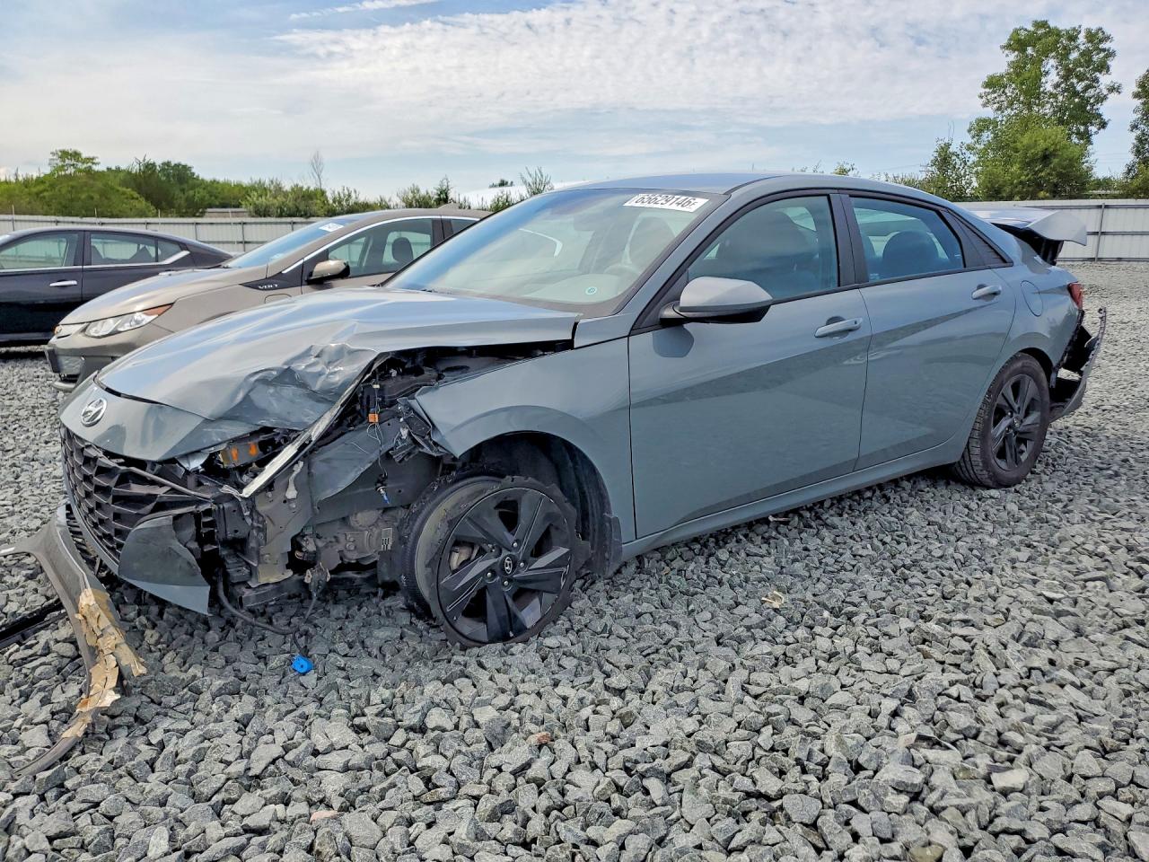 2022 HYUNDAI ELANTRA BLUE