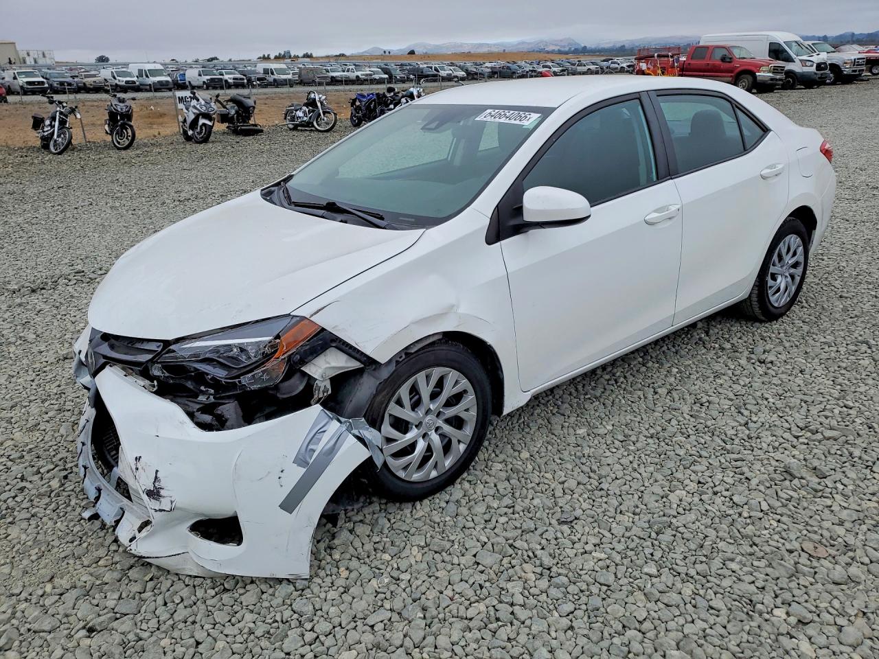 2017 TOYOTA COROLLA LE