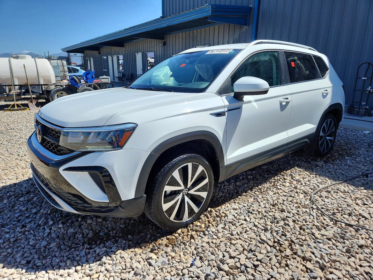 2024 VOLKSWAGEN TAOS SE