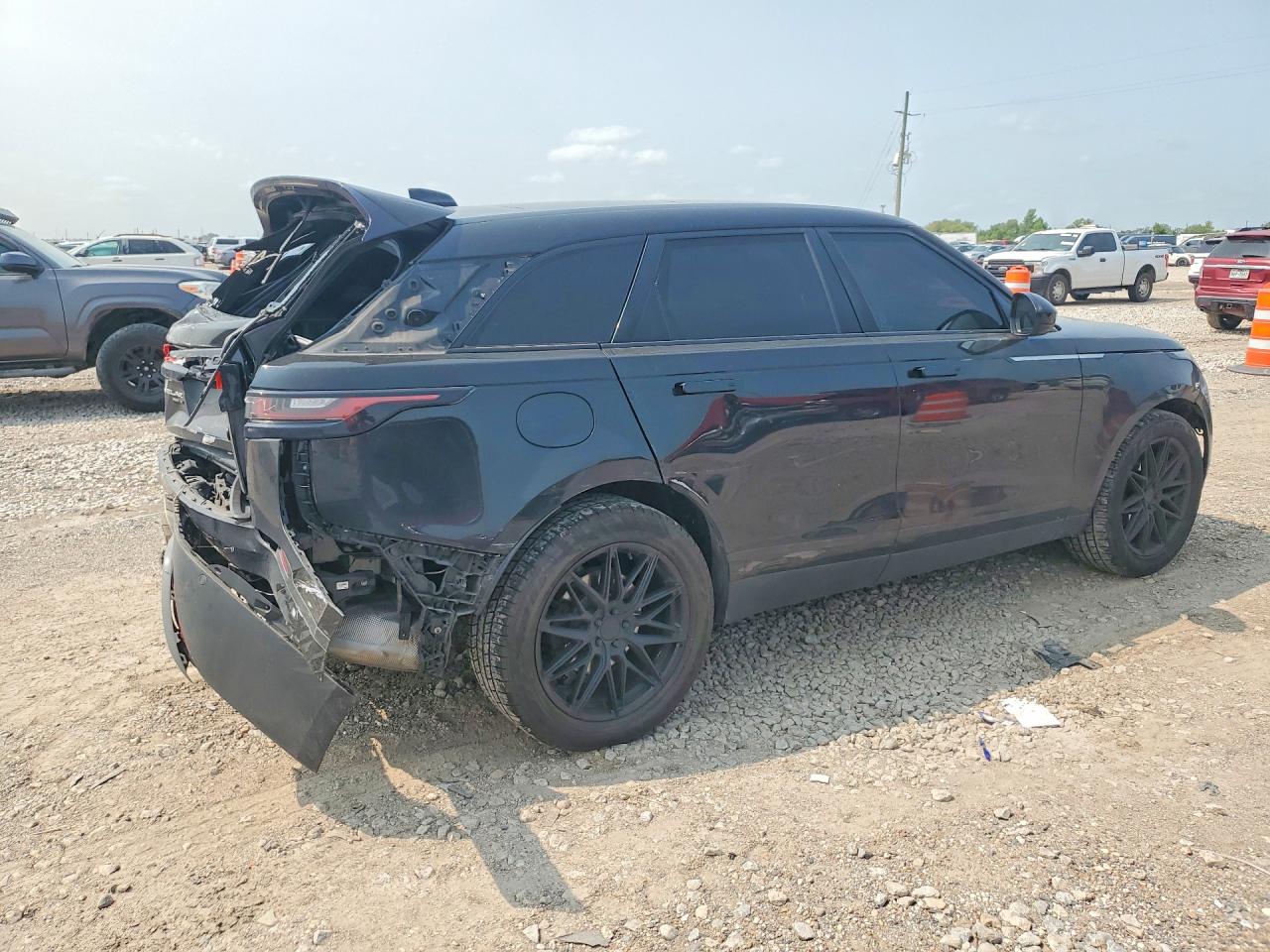 2018 LAND ROVER RANGE ROVER VELAR S — снимка 3