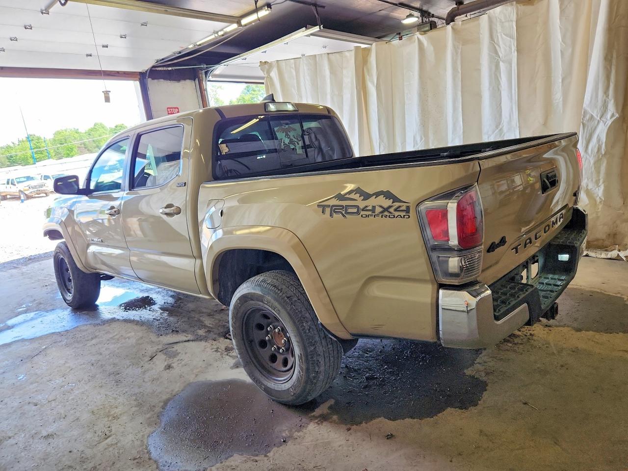 2019 TOYOTA TACOMA SR5 V6 — снимка 2