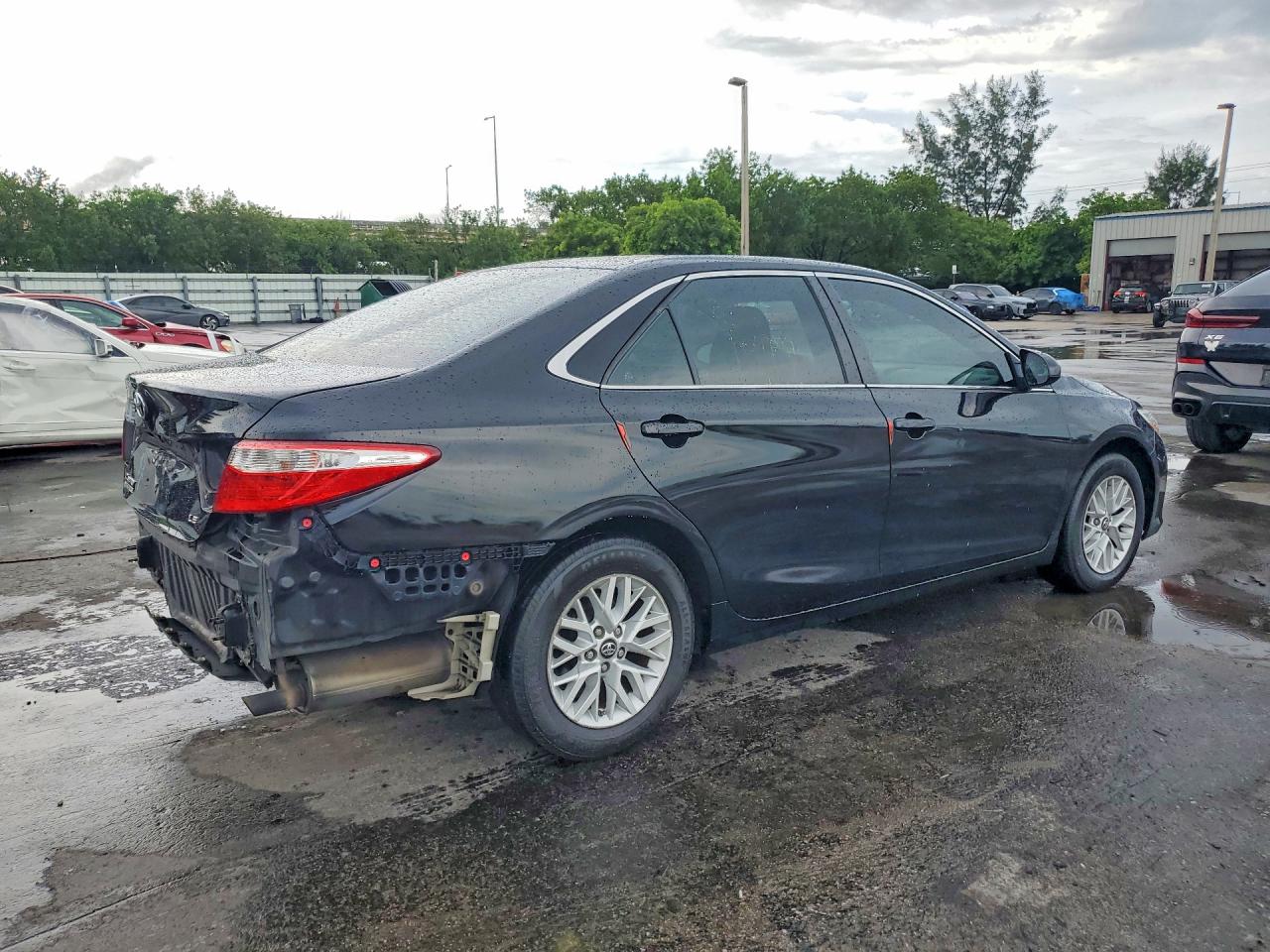 2016 TOYOTA CAMRY LE — снимка 3