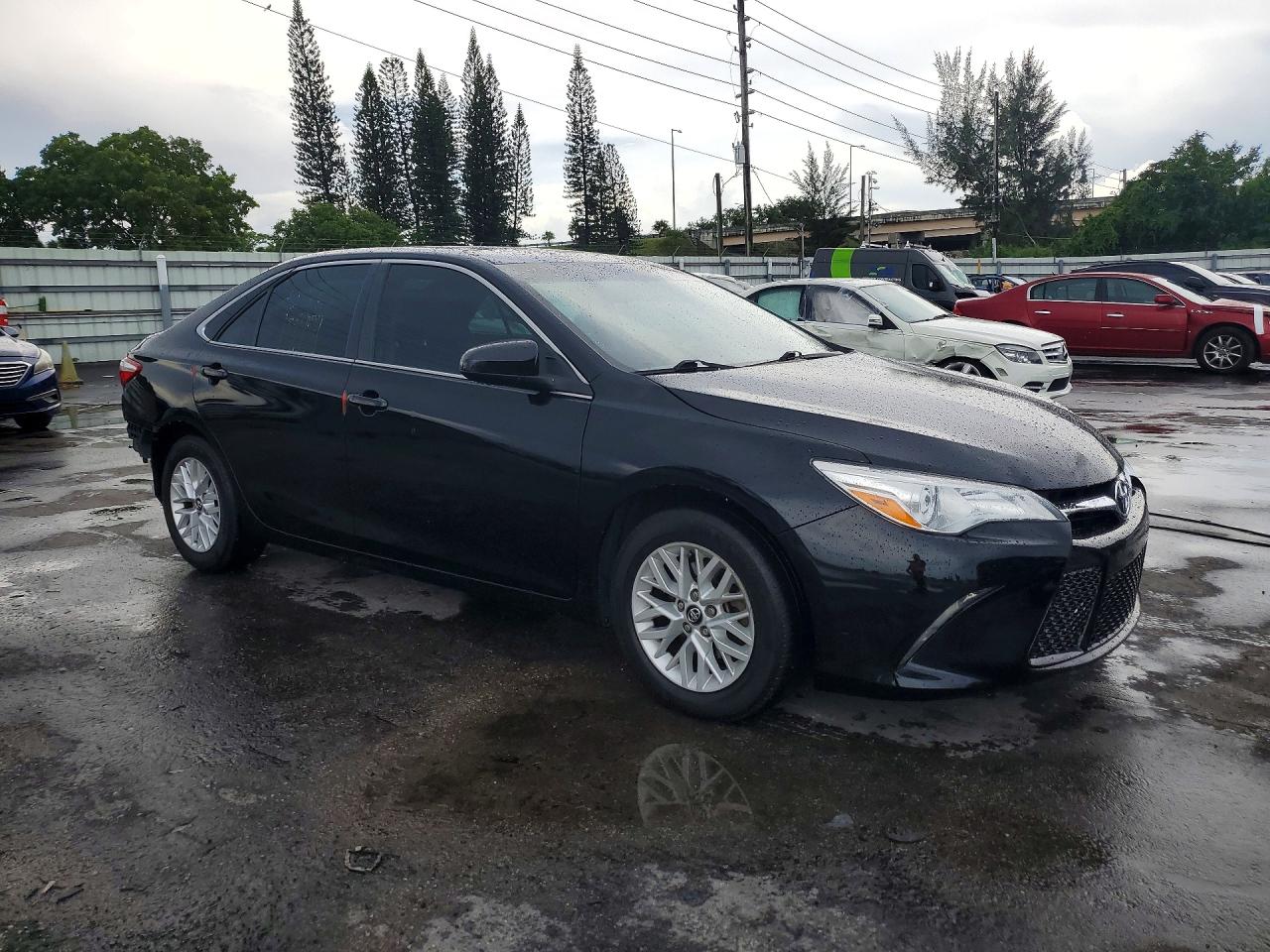 2016 TOYOTA CAMRY LE — снимка 4
