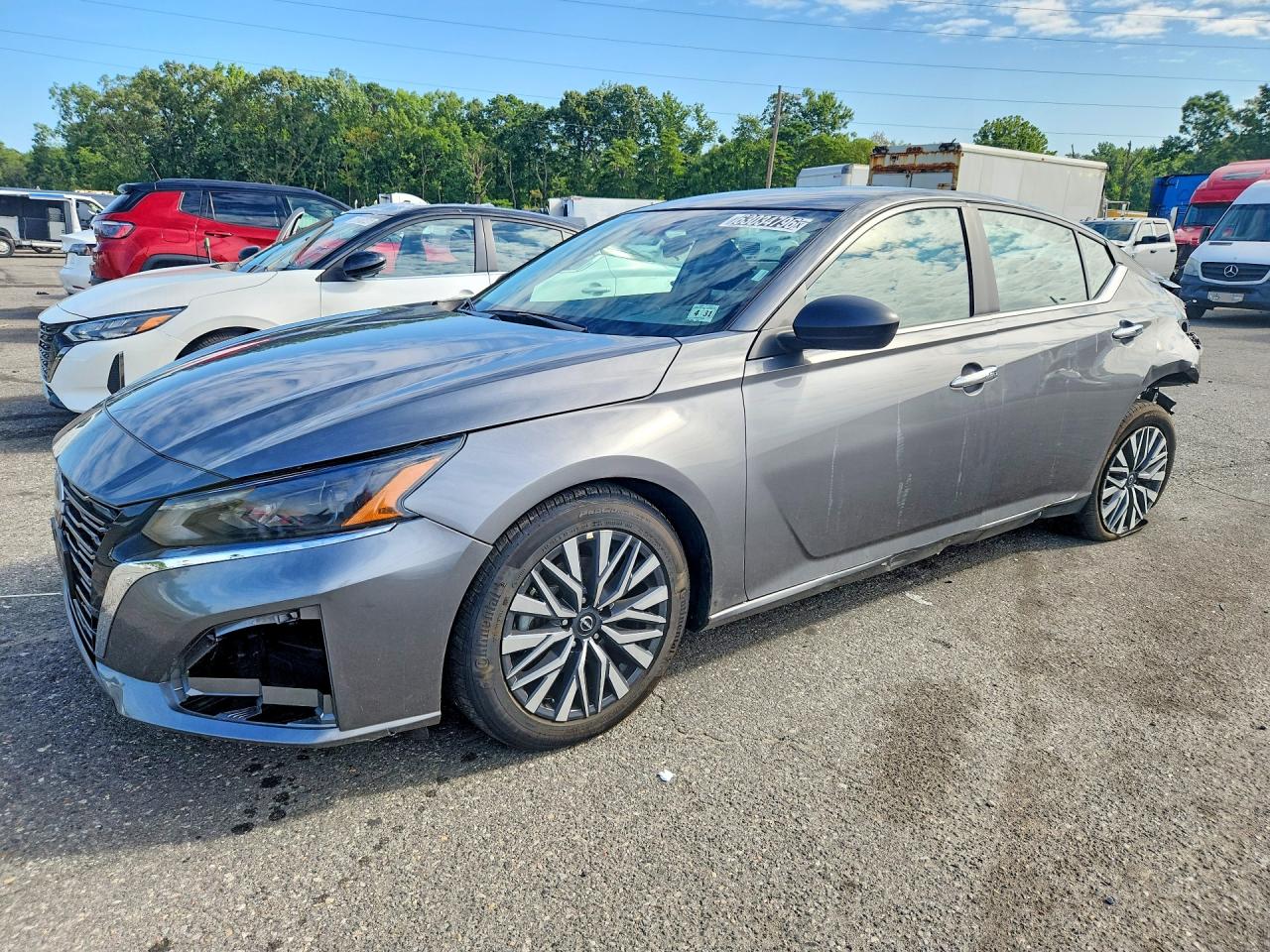 2025 NISSAN ALTIMA SV