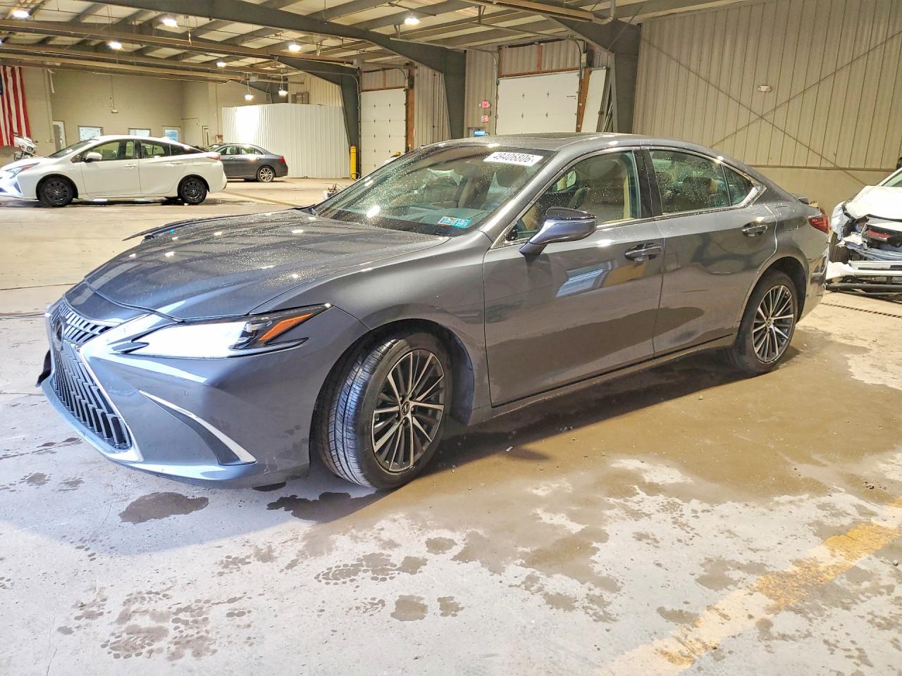 2024 LEXUS ES 300H BASE