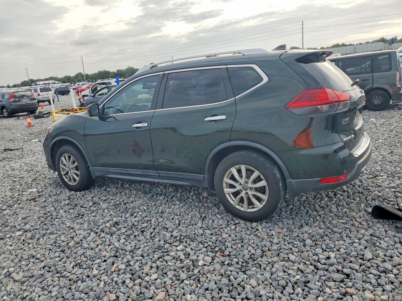 2018 NISSAN ROGUE SV — снимка 2